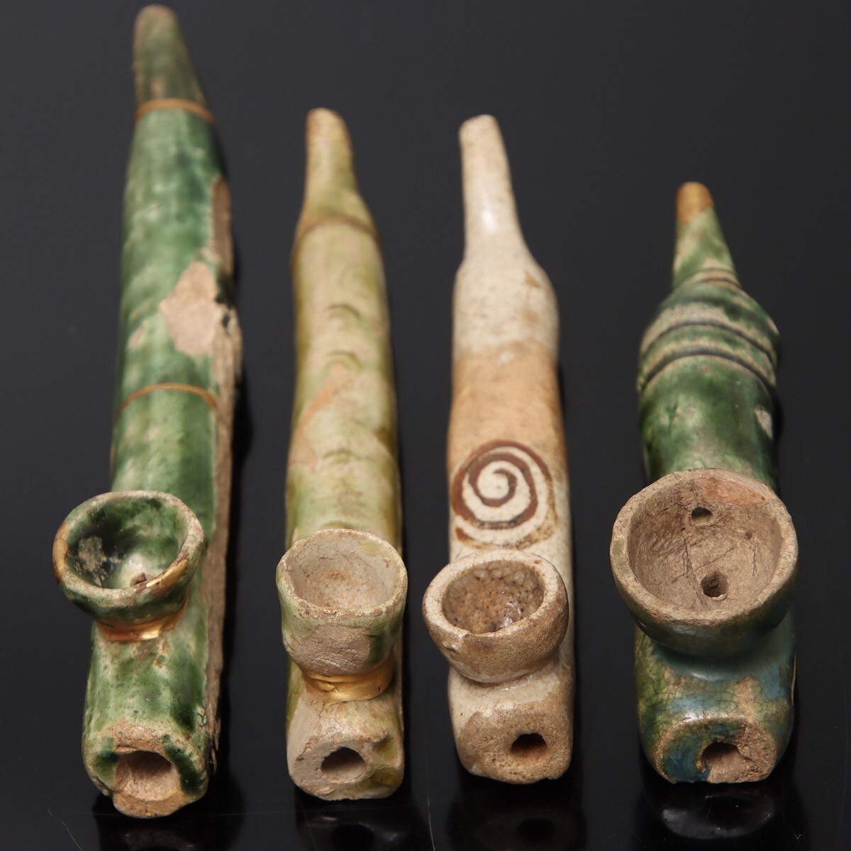 PN725. 織部焼 陶器煙管 渦文等金彩 織部キセル 各4点まとめて/ 陶器