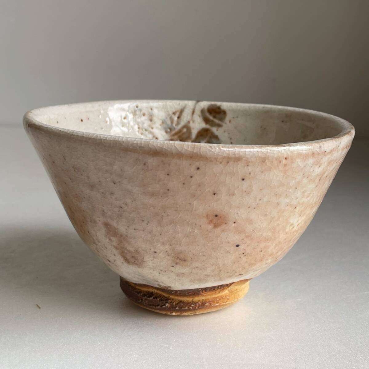 和美】今井政之 象嵌志野小海老草 茶碗 共箱 茶道具 本物保証 志野茶碗