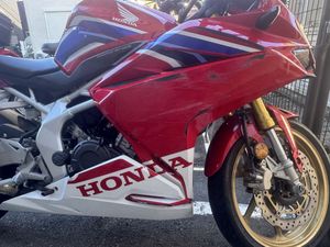 CBR250RR カウル mc51のYahoo!オークション(旧ヤフオク!)の相場・価格