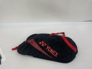 TEI【現状渡し品】YONEX ラケットバッグ 6本用〈127-250803-TS-13-TEI〉