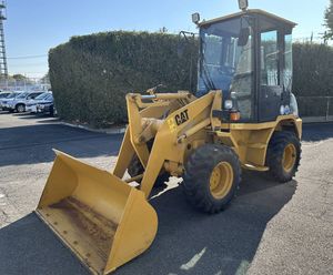 ホイールローダー　タイヤショベル　油圧ショベル　ミニホイールローダー　キャット　CAT