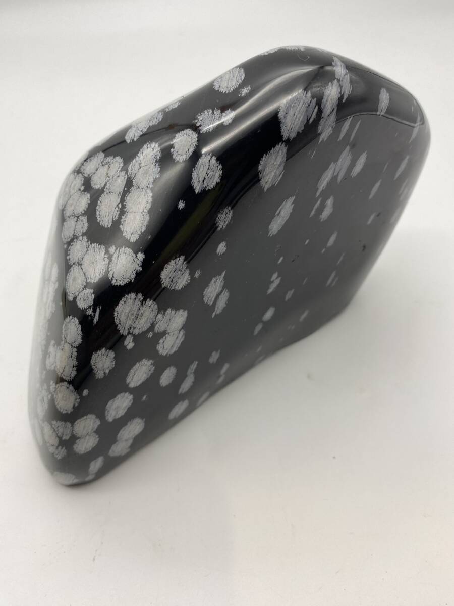 雪華】◇2.1kg◇ スノーフレークオブシディアン 黒曜石 原石 鑑賞石