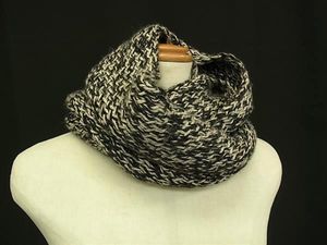 エルメス スヌードの値段と価格推移は？｜3件の売買データから