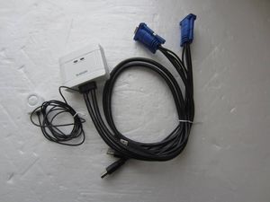 ELECOM　USBパソコン切替器 KVM-KUSN