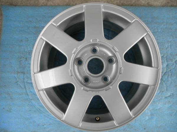 B2352 フォルクスワーゲン 純正 中古 15×7J OFF45 5穴/112 1本