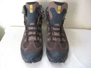 ★SALOMON ゴアテックス ハイカットトレッキングシューズ UK8.5/US9 新品　長期保管品★