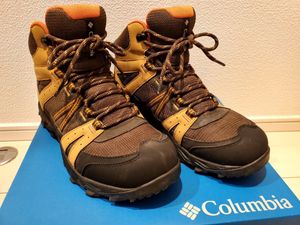 コロンビア（Columbia）26.0cm トレッキングシューズ ミッドカット 登山靴 セイバー オム