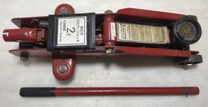 湘/フロアージャッキ/工具/油圧式/2トン/整備/点検/最低135mm/湘12.26‐139酒