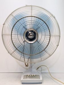 扇風機 昭和レトロのYahoo!オークション(旧ヤフオク!)の相場・価格を