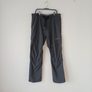 ★【古着】mont-bell(モンベル)　ボトムス　 グレー　腰ベルト付き　チャックポケットあ