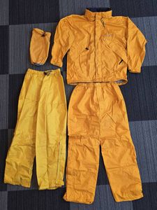 ３着全てGORE-TEX ★モンベル レインウェア 上下 ストームクルーザー シェルジャケット