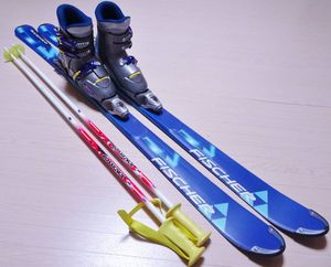 ☆FISCHER　カービングスキーセット　板150/ブーツ24