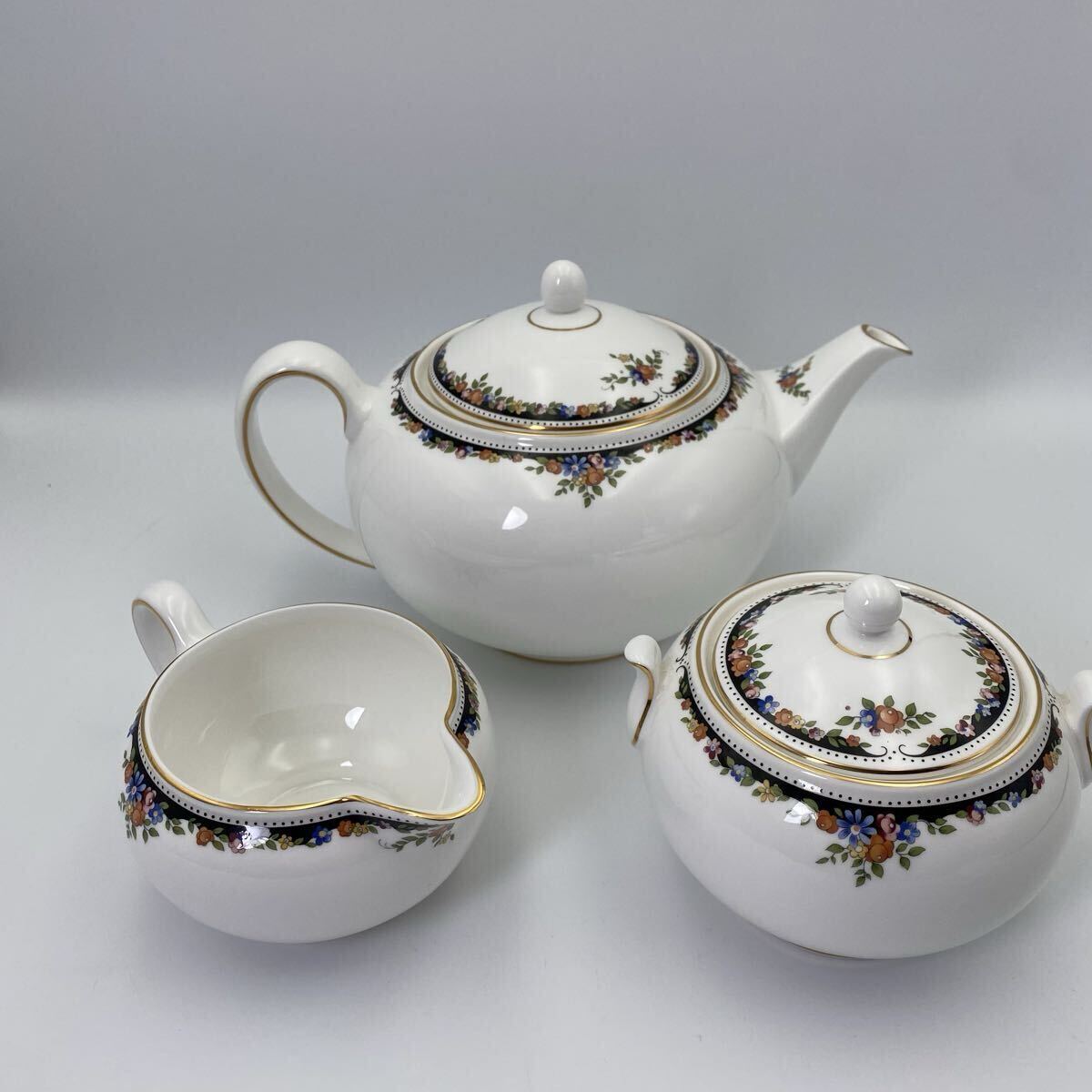 ウェッジウッド 廃盤の値段と価格推移は？｜47件の売買データから