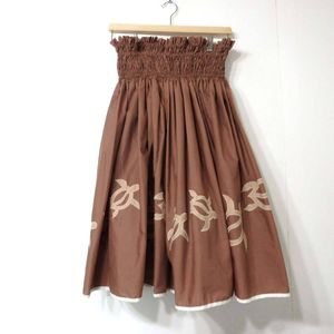 【送料無料】パウスカート/フラダンス　4本　ブラウン　ウエストゴムの伸びややあり　