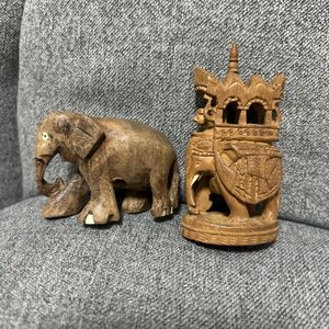 木彫りの象の値段と価格推移は？｜3件の売買データから木彫りの象の