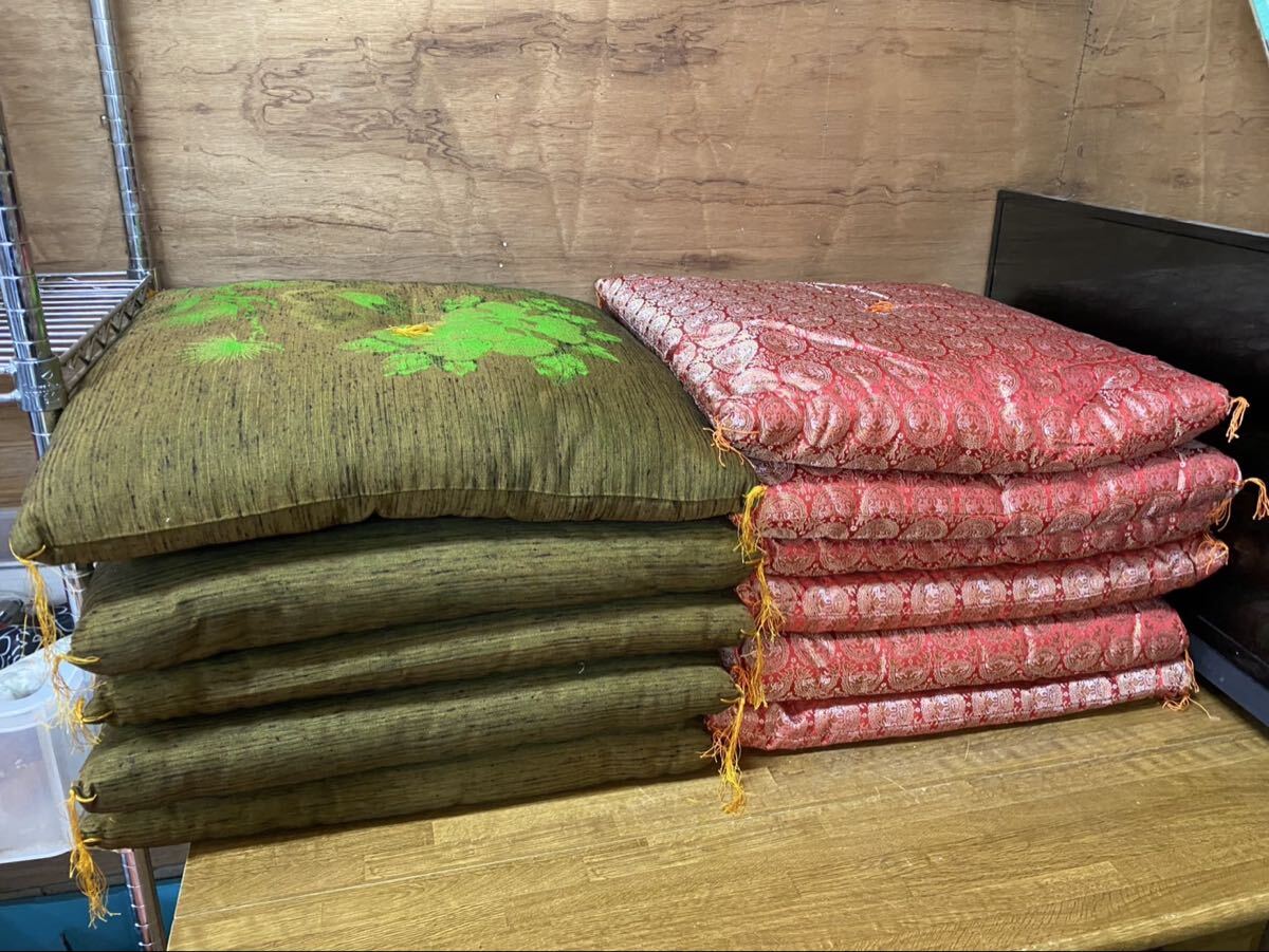 来客用 座布団の値段と価格推移は？｜4件の売買データから来客用