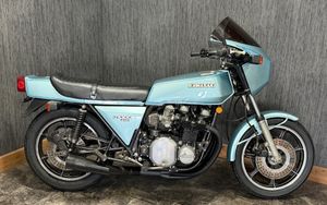 Z1 KERKERのYahoo!オークション(旧ヤフオク!)の相場・価格を見る