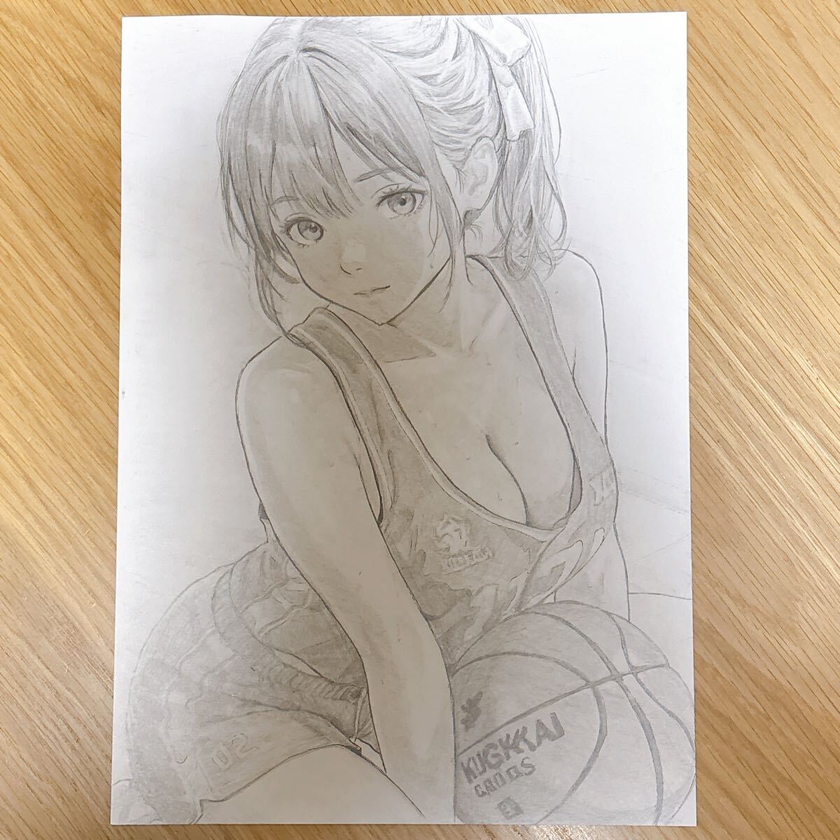 手描きイラスト 鉛筆画 バスケット ユニフォーム 谷間 巨乳 A4