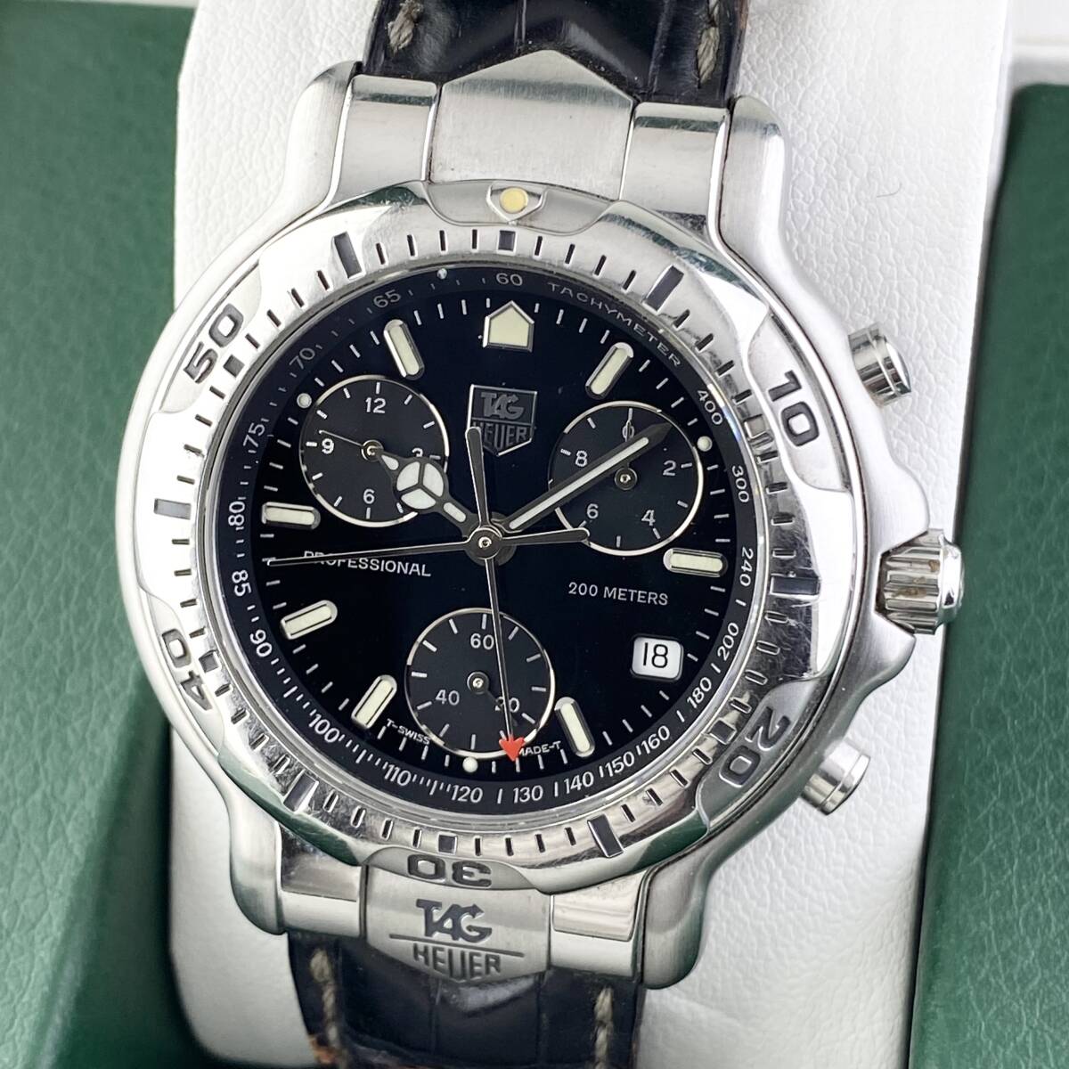 タグホイヤー プロフェッショナル6000シリーズ WH1115-K1のベルト修理 