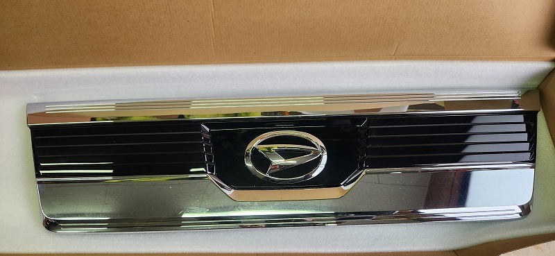 ダイハツ 純正 S500P S510P 後期 ハイゼット トラック フロントグリル