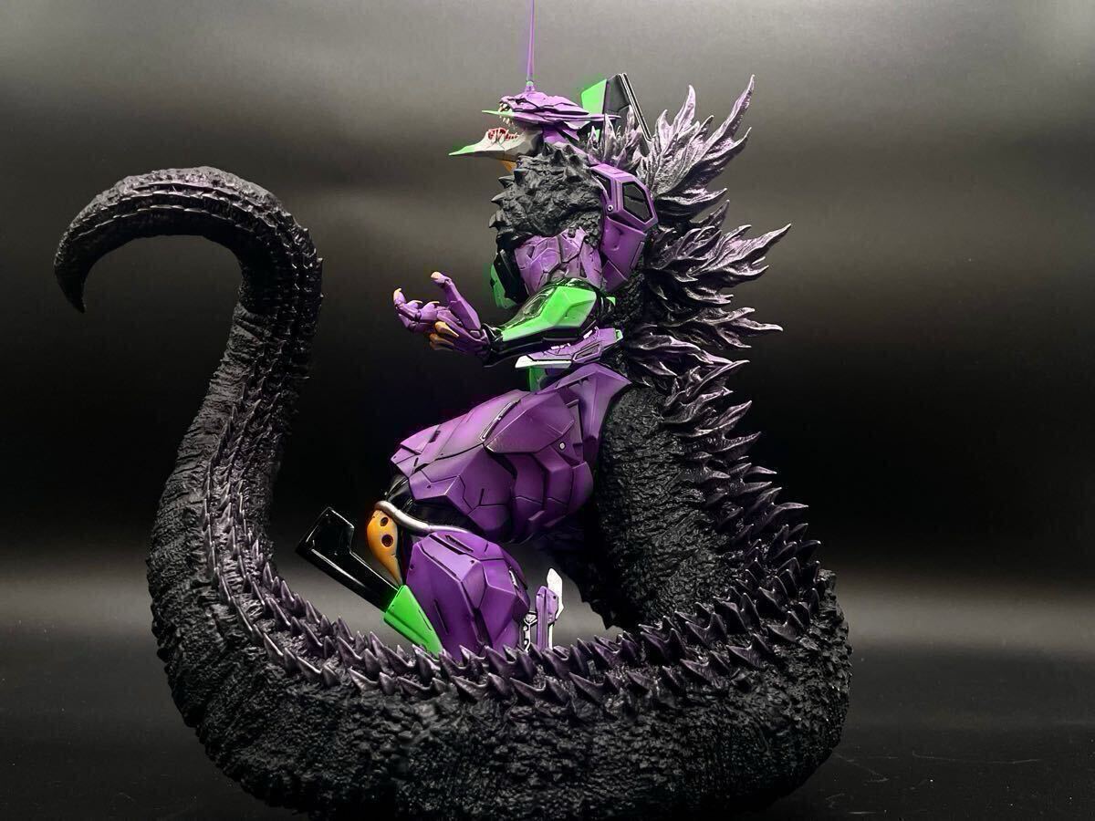 塗装済 完成品】 ゴジラ化したエヴァンゲリオン初号機 Infinity Toy
