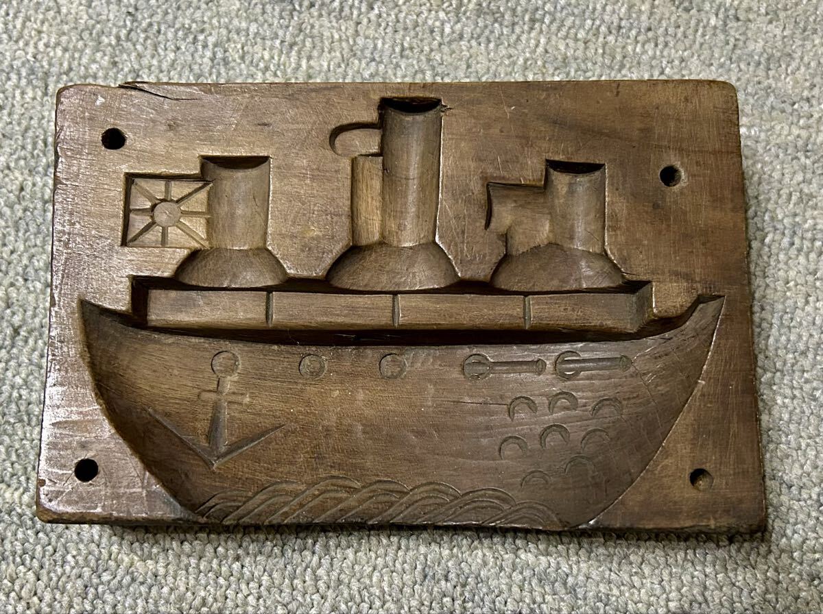 戦前 菓子木型 戦争資料 戦争柄 菓子型 木型 勲章 旭日旗 軍艦 戦艦