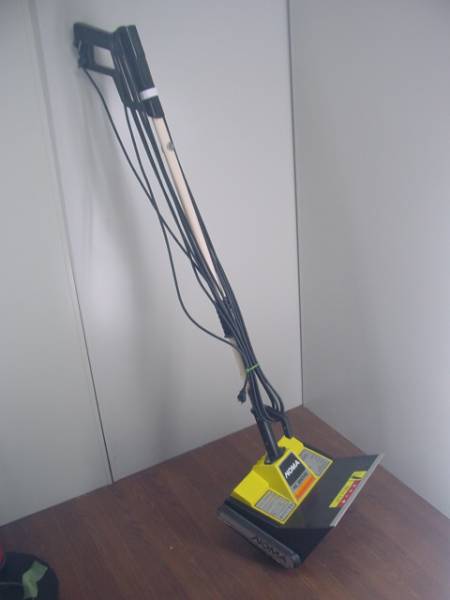 値下げ　動作品　未使用　保管品　除雪機　NOMA 電動　スノーショベル　NE-14J 電動除雪機 NOMA SNOSHOVEL スノーショベル NE-14J 50Hz 中古(除雪機