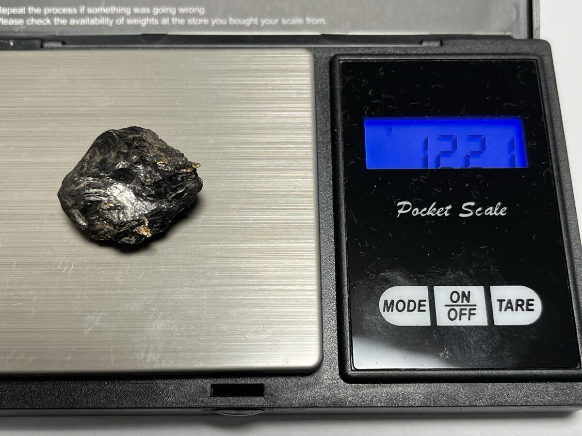 自然金？ 秩父糸金 12.2g ひも金 金鉱石 検索)純金 純銀 原石 鉱物標本