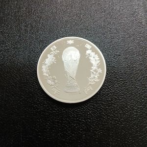 2002FIFAワールドカップ™ 純銀の中古価格は11,637円｜記念硬貨の新品