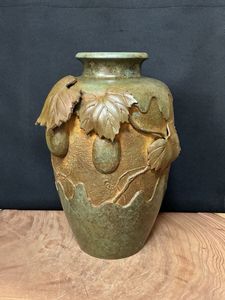 勝峰 花瓶の値段と価格推移は？｜2件の売買データから勝峰 花瓶の価値