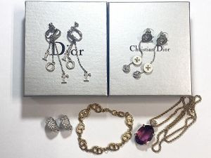 【Dior】ディオール 紫 ブルーストーン付きバングル　美品　希少 ブレスレット ディオールのYahoo!オークション(旧ヤフオク!)の相場