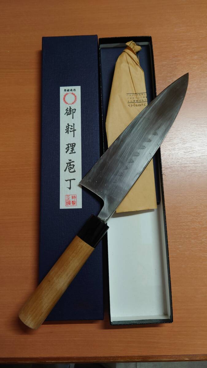 新品 未使用 堺 本焼 本水牛柄付き 本職用 出刃庖丁(出刃包丁)｜売買