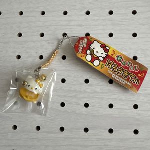 ご当地キティ レアのYahoo!オークション(旧ヤフオク!)の相場・価格を