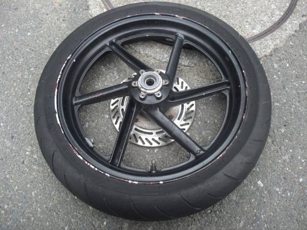 Crm250 Rk Md24 キャストフロントホイール モタード化 Xr250 600 フロント 売買されたオークション情報 Yahooの商品情報をアーカイブ公開 オークファン Aucfan Com