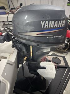 ヤマハ 船外機 25馬力の値段と価格推移は？｜7件の売買データから 