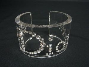 ブレスレット ディオールのYahoo!オークション(旧ヤフオク!)の相場