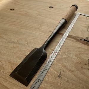 突き鑿の値段と価格推移は？｜106件の売買データから突き鑿の価値が