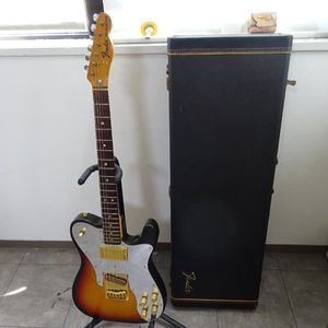 Fender ハードケースの値段と価格推移は？｜230件の売買データから