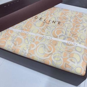 セリーヌ 肌掛け布団の値段と価格推移は？｜1件の売買データから
