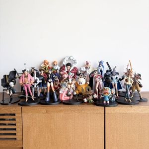 ワンピース1番くじフィギュアまとめ売り ワンピース 1番くじ フィギュアの値段と価格推移は？｜13件の売買