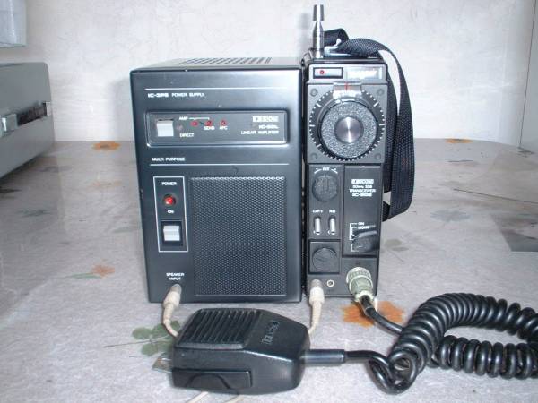 現用品　ICOM ５０Mhz帯トランシーバー　IC-502+リニアです。_1