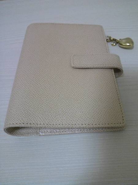 ほぼ サマンサタバサ システム手帳 ６穴 ベージュ系 サマンサタバサ 売買されたオークション情報 Yahooの商品情報をアーカイブ公開 オークファン Aucfan Com