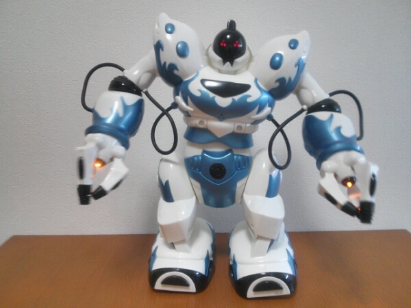 生産終了品⭐新品⭐パチモンスター⭐ラジコンRC６足歩行ロボットスペースアーマー 2足歩行 ロボットラジコン スーパーロボット ロボアクター？(トイ