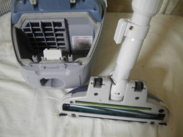 送料￥500～ TOSHIBA 東芝クリーナー 掃除機 VC-S5E(東芝)｜売買された