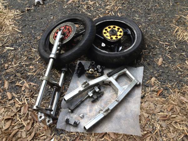 Z1Z2足回りセット GSX-R1100足回り流用18インチ(セット)｜売買され  