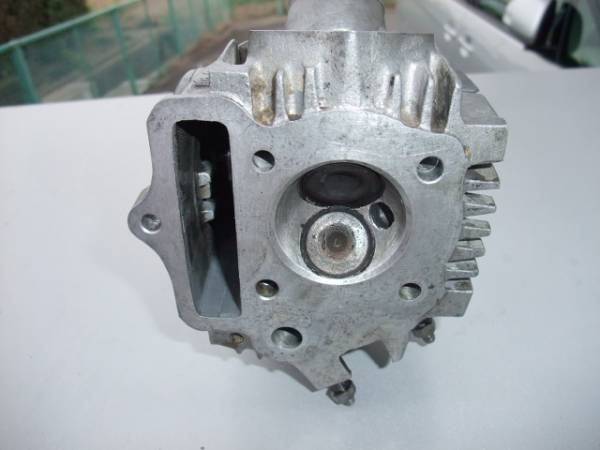 モンキー工場早矢仕 ホンダ ダックス70シリンダーヘッド(エンジン