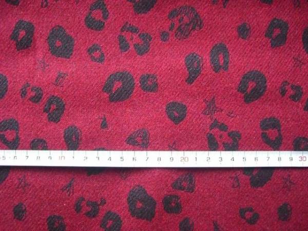 ウール混生地２ ２ｍ ヒョウ柄風 赤 黒 裏付き はぎれ 布地 売買されたオークション情報 Yahooの商品情報をアーカイブ公開 オークファン Aucfan Com