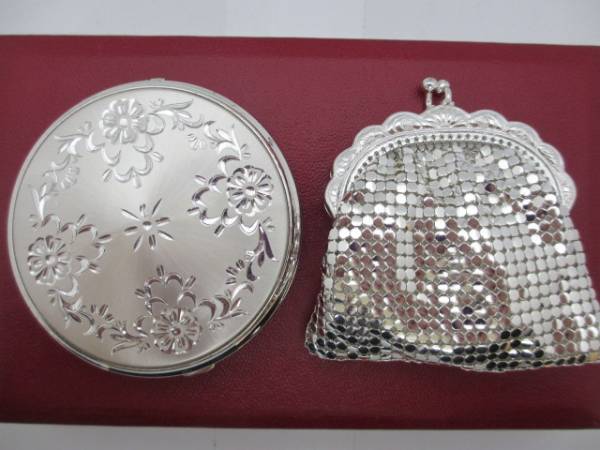 限定価格セール スターリングシルバー製 コンパクトミラー ファンデーションケース パフケース 多分タイの土産物です 珍品で可愛い 売り尽 Vitalcasa Com