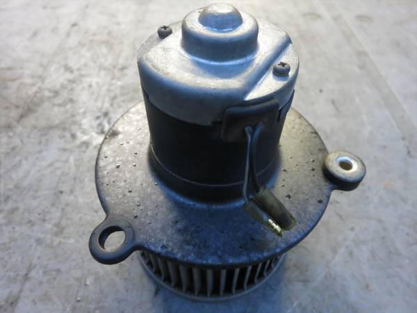 三菱 ジープ ブロアファン ヒーターモーター 4DR5 J53/J54/J55(三菱用  