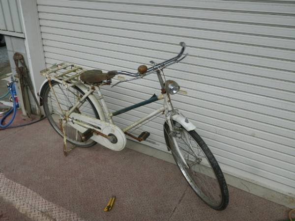 ブリジストンエンブレム付 レトロ自転車 新聞配達 送無有 26インチ 売買されたオークション情報 Yahooの商品情報をアーカイブ公開 オークファン Aucfan Com